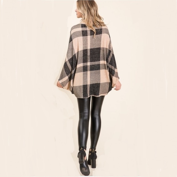 NWT Plaid Cowl Neck Poncho w/Kangaroo Pocket - Picture 4 of 6